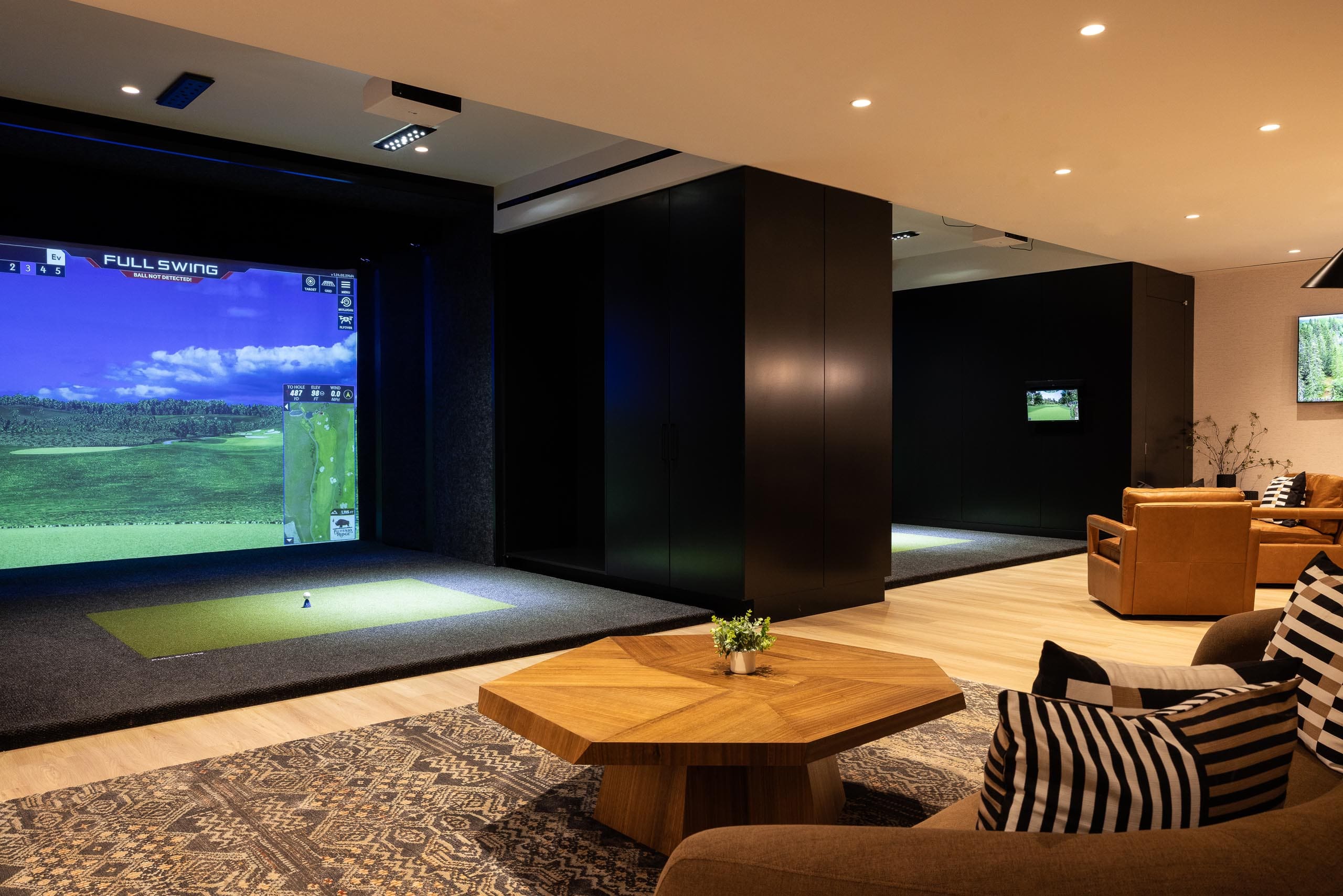 20250417_FETNER_Italic_GolfSimulator_0551_low