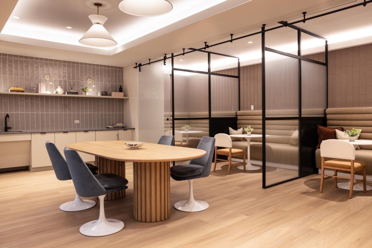 20250417_FETNER_Italic_SouthLounge_0585_low